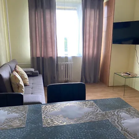2kk U Fakultní Nemocnice Volné Parkovaní * Hradec Králové